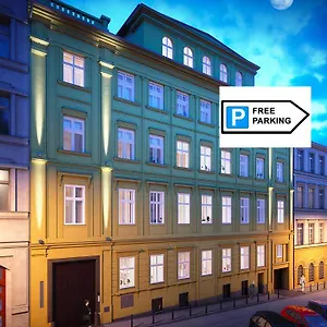 The Dante - Family With Free Parking Prag