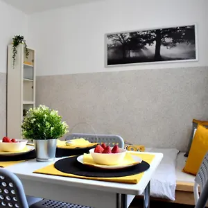  Apartmán Romantic Bijou Near Old Town!