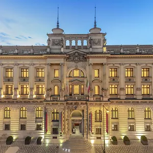 5* Hotel Nh Collection Carlo Iv