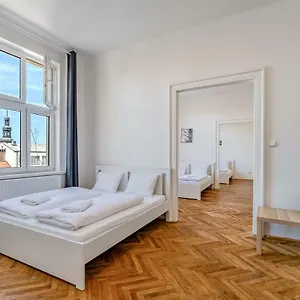 Avantguard Apartment